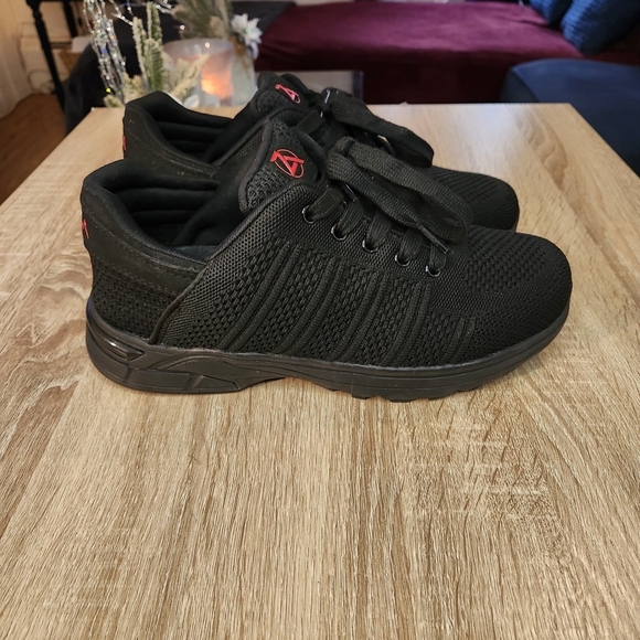 Zeba Shoes Shoes - Zeba Black Ember Hands Free Women's Knit Sz 11.5 Hands Free Sneaker